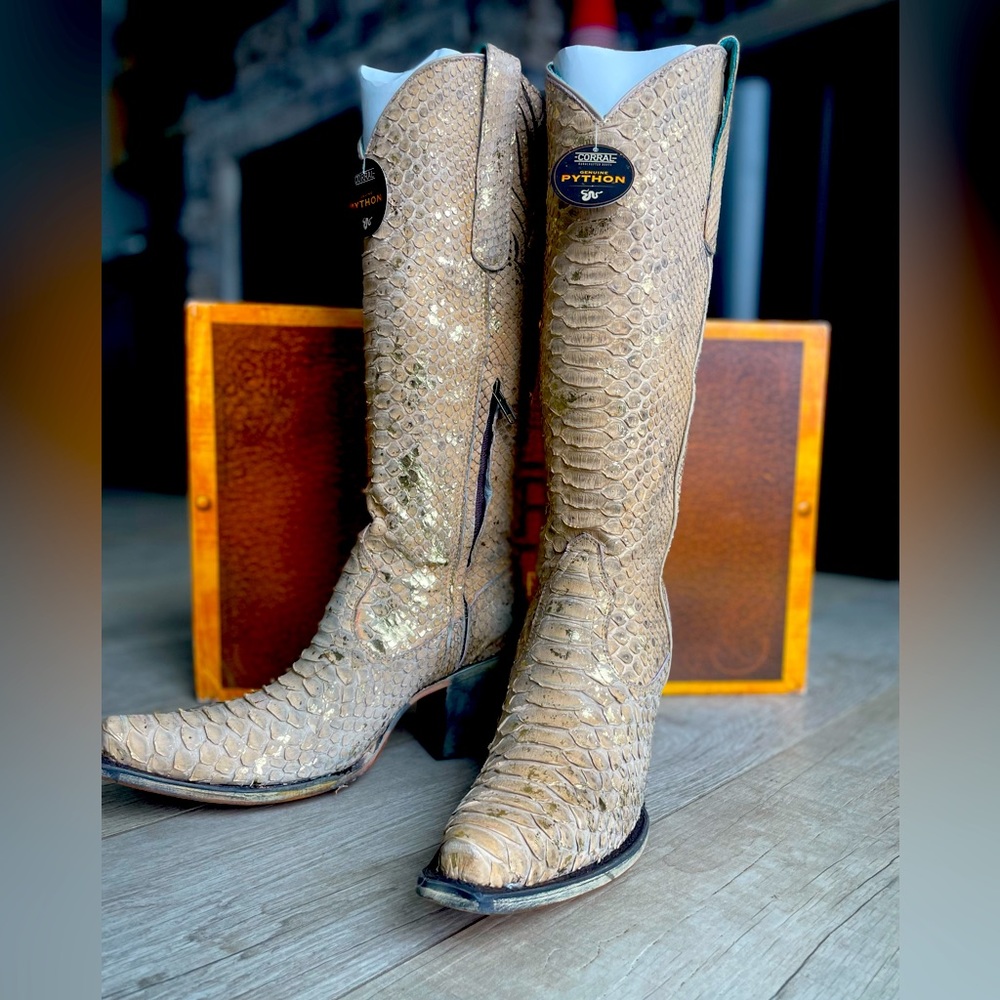 Corral Women’s Full Python Exotic Snip Toe Tall Boot A4295